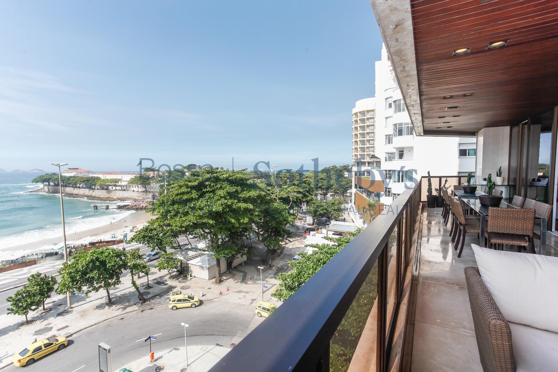 Copacabana - Apartamento moderno com varanda e frente mar - Copacabana ...